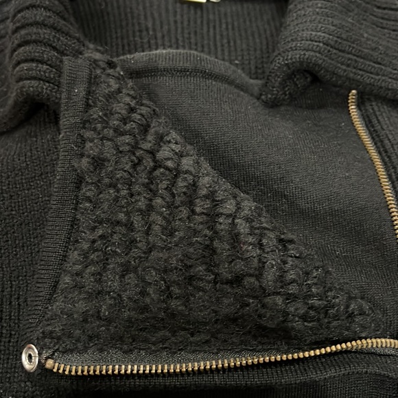 Loft zip up Sweater Vest - Picture 6 of 6